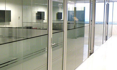 Перегородки из стекла в офисе купить в Перми