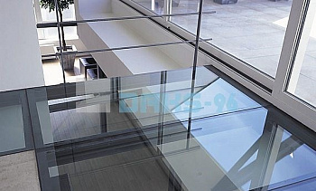 Стеклянный потолок на межэтажной площадке в Перми. Готовые проекты ПерилаГлавСнаб