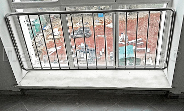 Ограждения из нержавейки экранного типа «Частокол» для окон купить в Перми