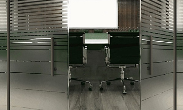 Перегородки из стекла с пленкой для офиса премиум купить в Перми