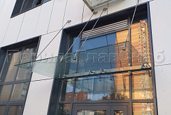 Стеклянные козырьки на вантах в Перми. Готовые проекты ПерилаГлавСнаб - фото 10