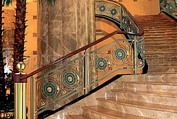 Латунные перила под золото в Перми. Готовые проекты ПерилаГлавСнаб - фото 3