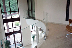 Стеклянные перила для балконов в Перми. Готовые проекты ПерилаГлавСнаб - фото 19