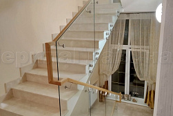 Стеклянные перила для лестниц в Перми. Готовые проекты ПерилаГлавСнаб - фото 3