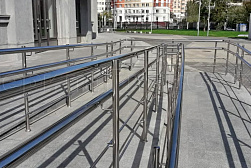 Поручни для инвалидов из нержавеющей стали в Перми. Готовые проекты ПерилаГлавСнаб - фото 2