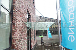 Стеклянные козырьки на вантах в Перми. Готовые проекты ПерилаГлавСнаб - фото 22