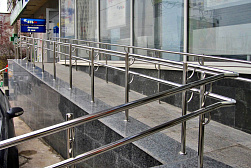 Поручни для инвалидов из нержавеющей стали в Перми. Готовые проекты ПерилаГлавСнаб - фото 17