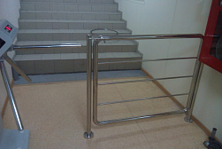 Ограждение лестницы от детей в Перми. Готовые проекты ПерилаГлавСнаб - фото 7