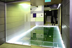Стеклянные полы в Перми. Готовые проекты ПерилаГлавСнаб - фото 14