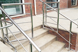 Ограждение лестницы от детей в Перми. Готовые проекты ПерилаГлавСнаб - фото 4